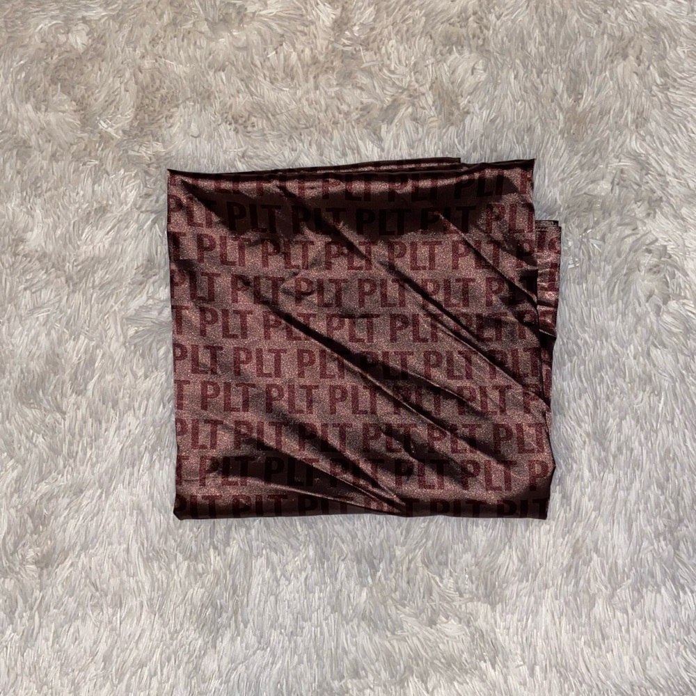 PLT scarf